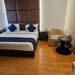 Hotel O Delhi, Near Karol Bagh Main Market And Metro Station