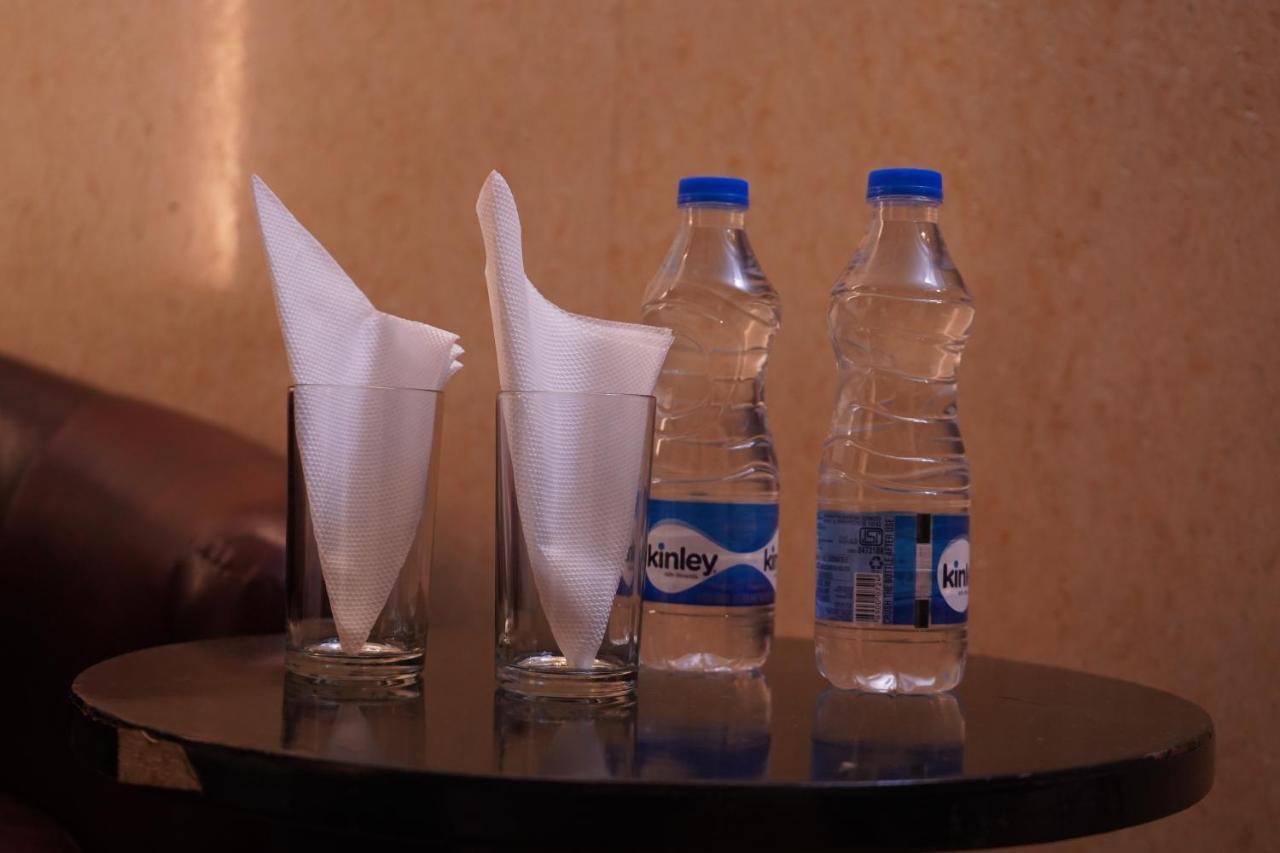 O Delhi, Near Karol Bagh Main Market And Metro Station 3*