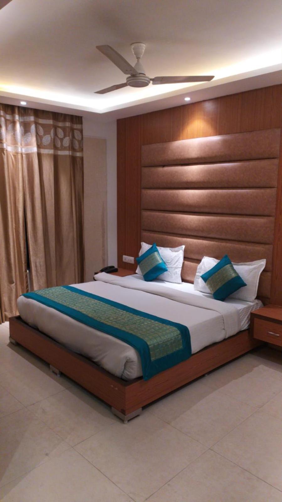 O Delhi, Near Karol Bagh Main Market And Metro Station Hotel New Delhi